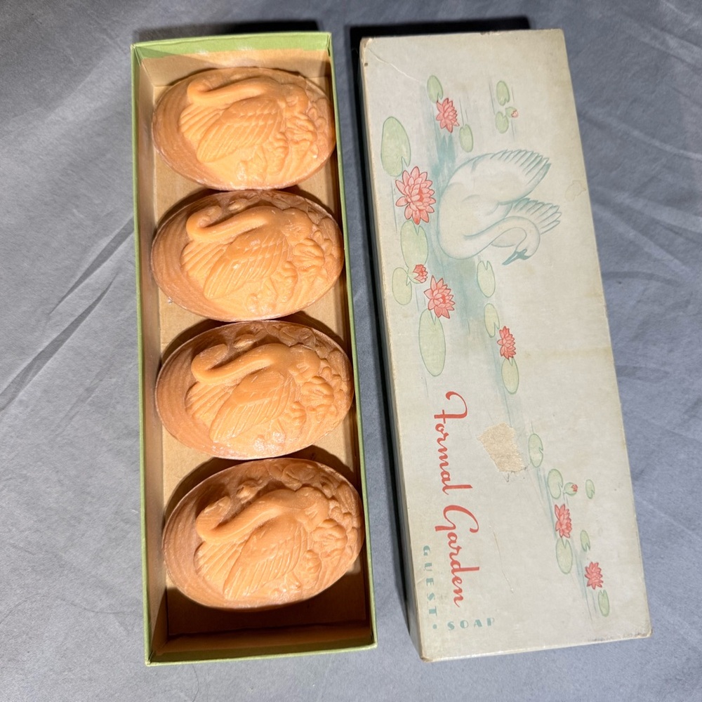 Pink Swan Soap Set